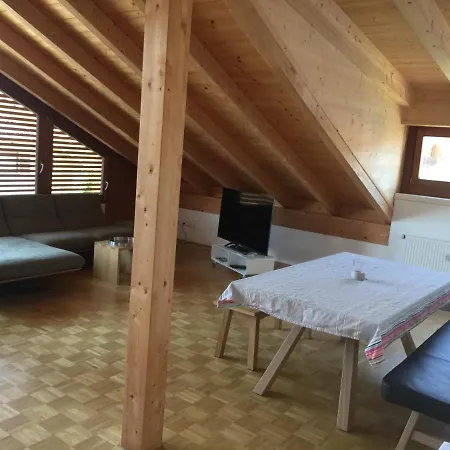 Traumwohnung * 加爾米施-帕滕基興